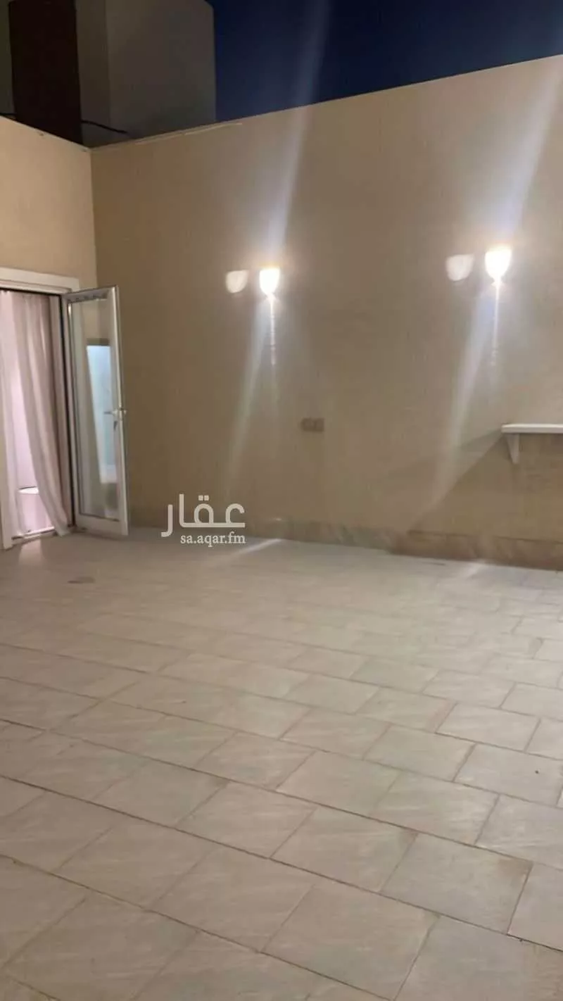 فيلا 5 غرف في الملقا 3