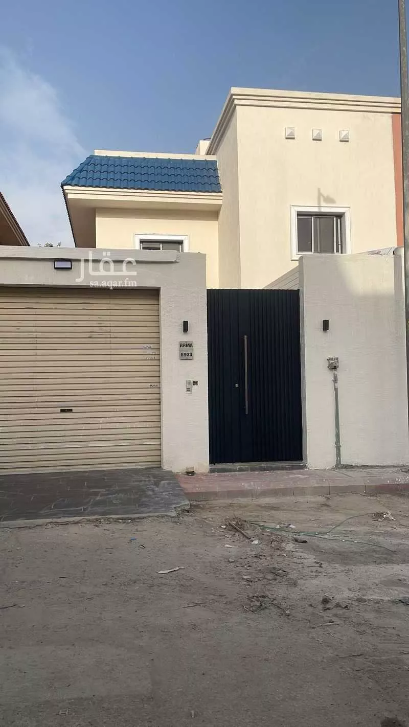 فيلا 5 غرف في الملقا 1