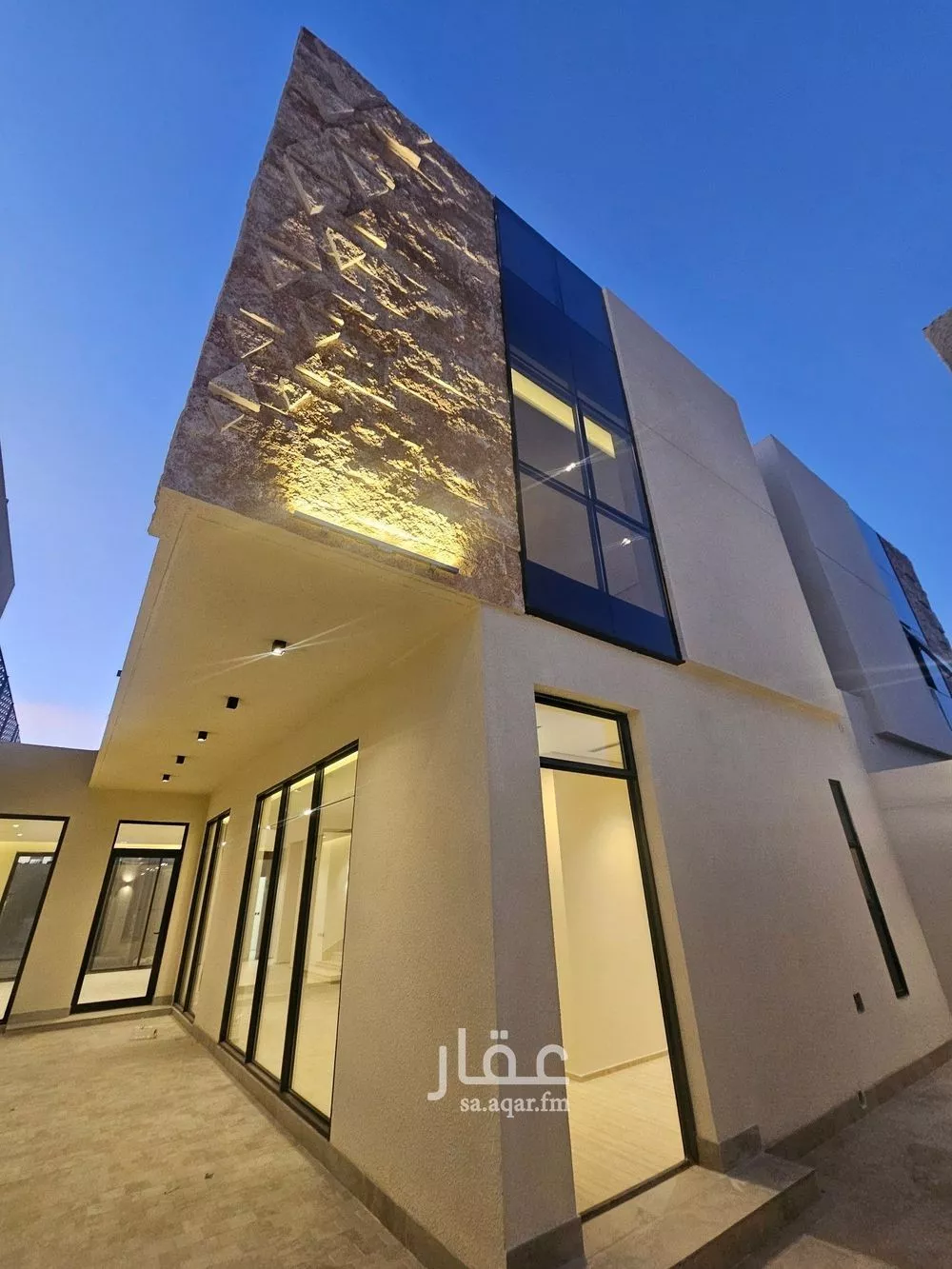 فيلا 4 غرف في النرجس 3