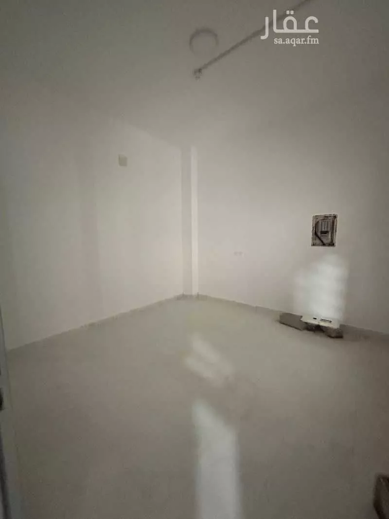 4 bedroom warehouse in Mansuriyah, Riyadh 5