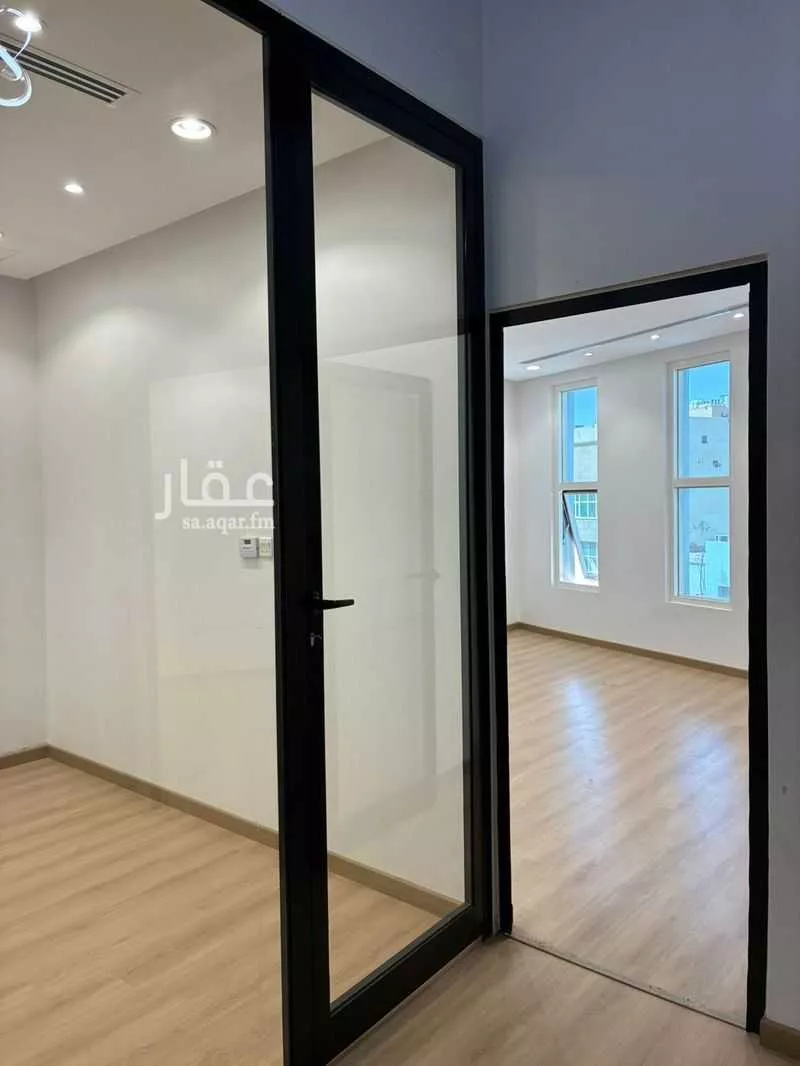 1 bedroom office in Al Malaz, Riyadh 8