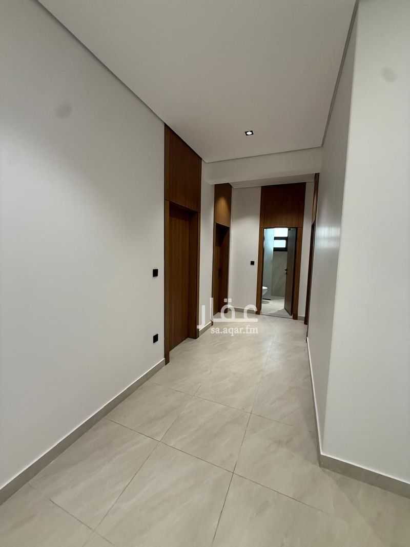 3 bedroom apartment in King Fahd, Riyadh 7