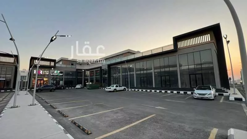 محل 2514 م² في الامواج 2