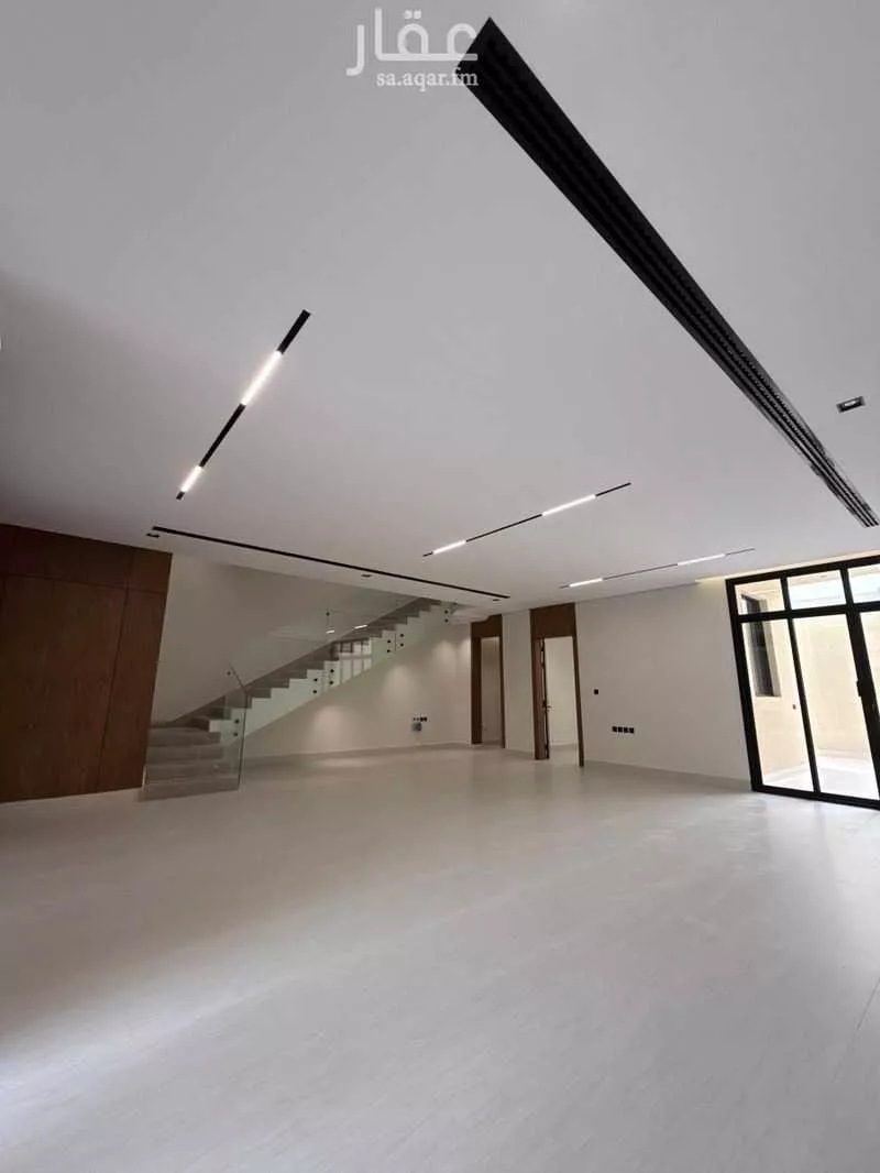 5 bedroom villa in Al Narjis 4