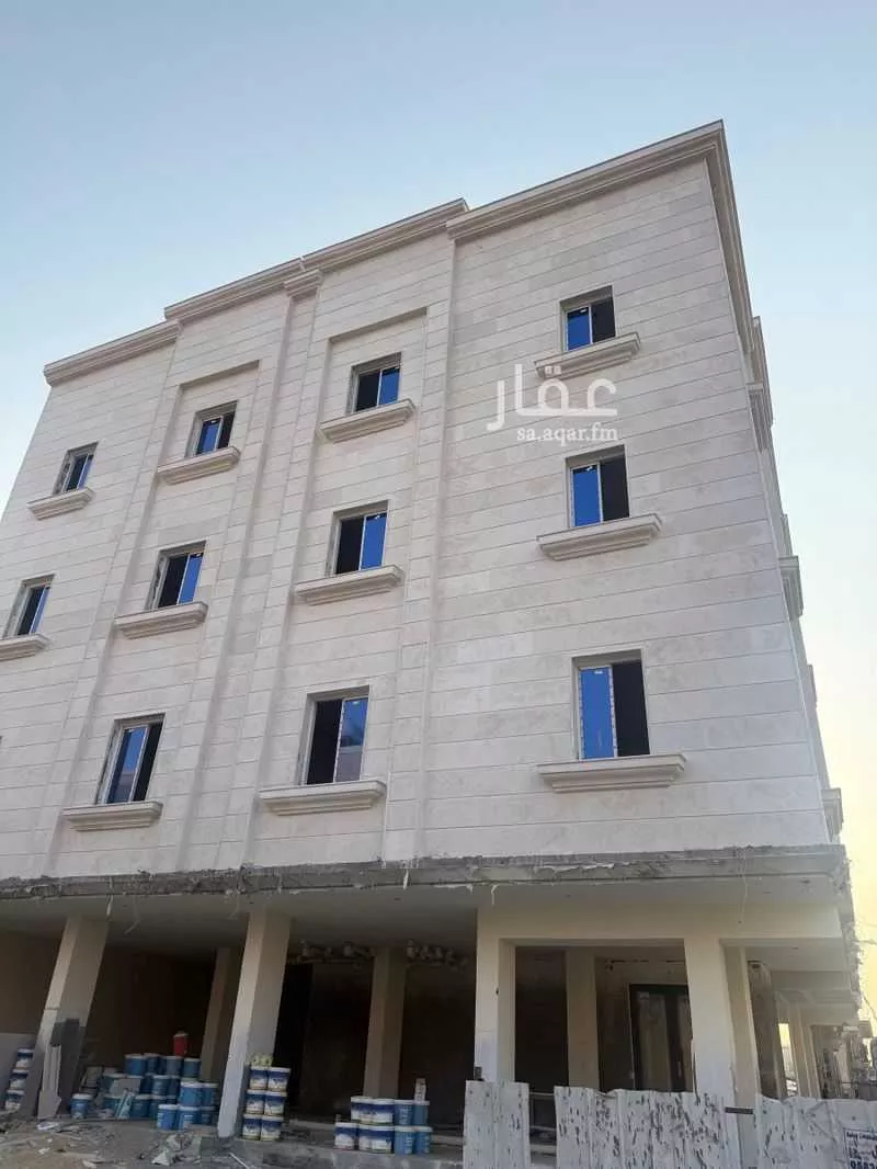 عمارة 325 م² في الثقبة 2