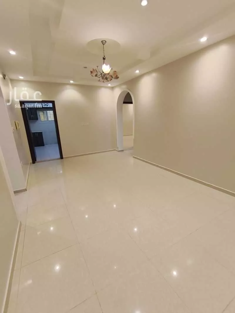 عمارة 704 م² في الصفا 3