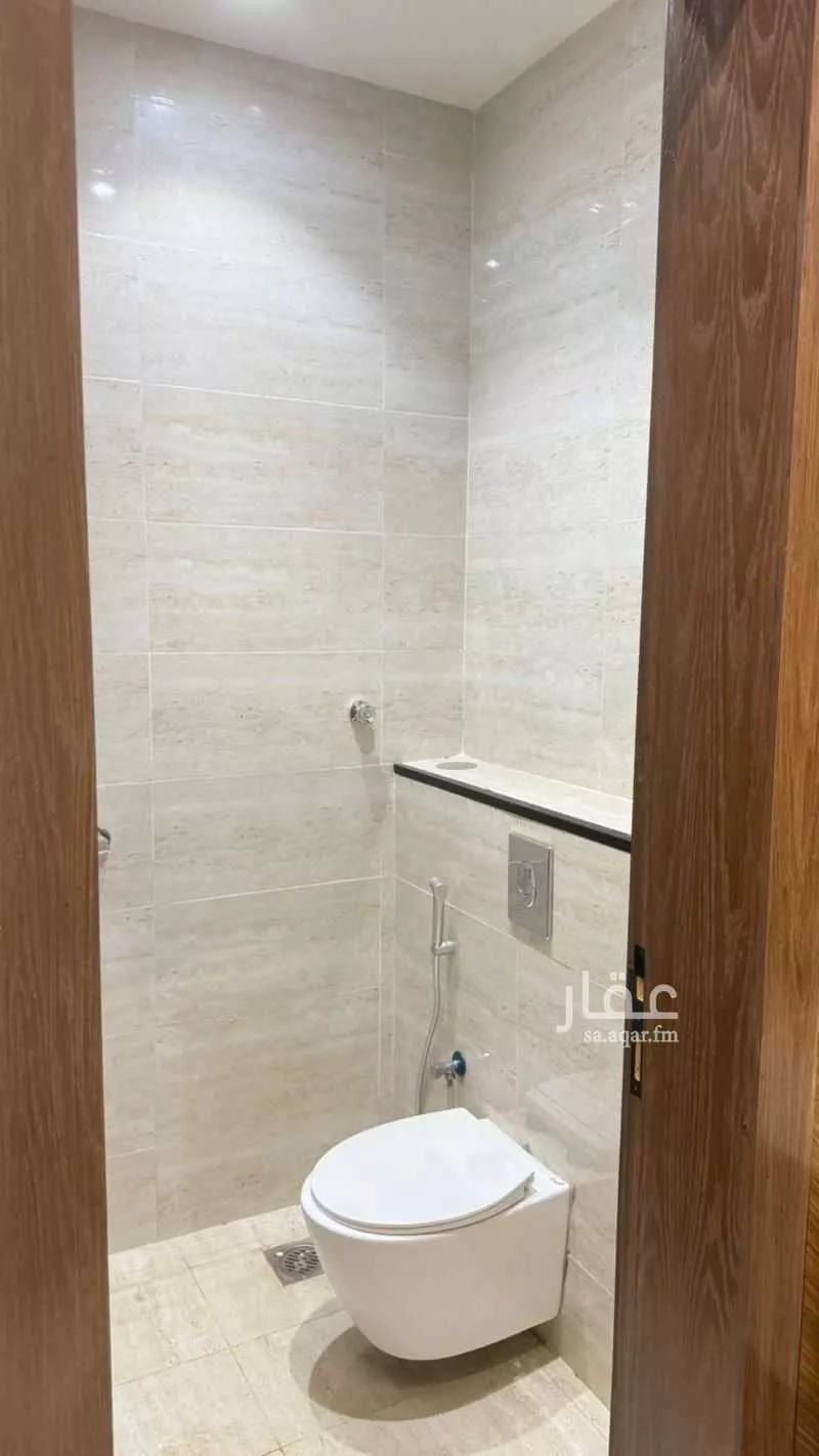 فيلا 7 غرف في بحرة 5