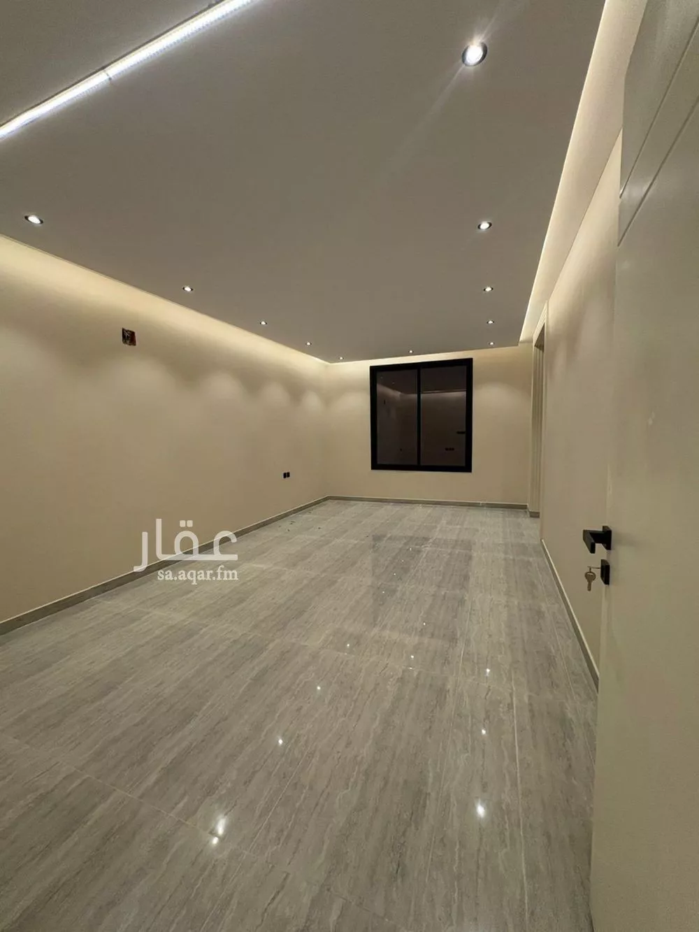 فيلا 6 غرف في العريجاء الغربية 4