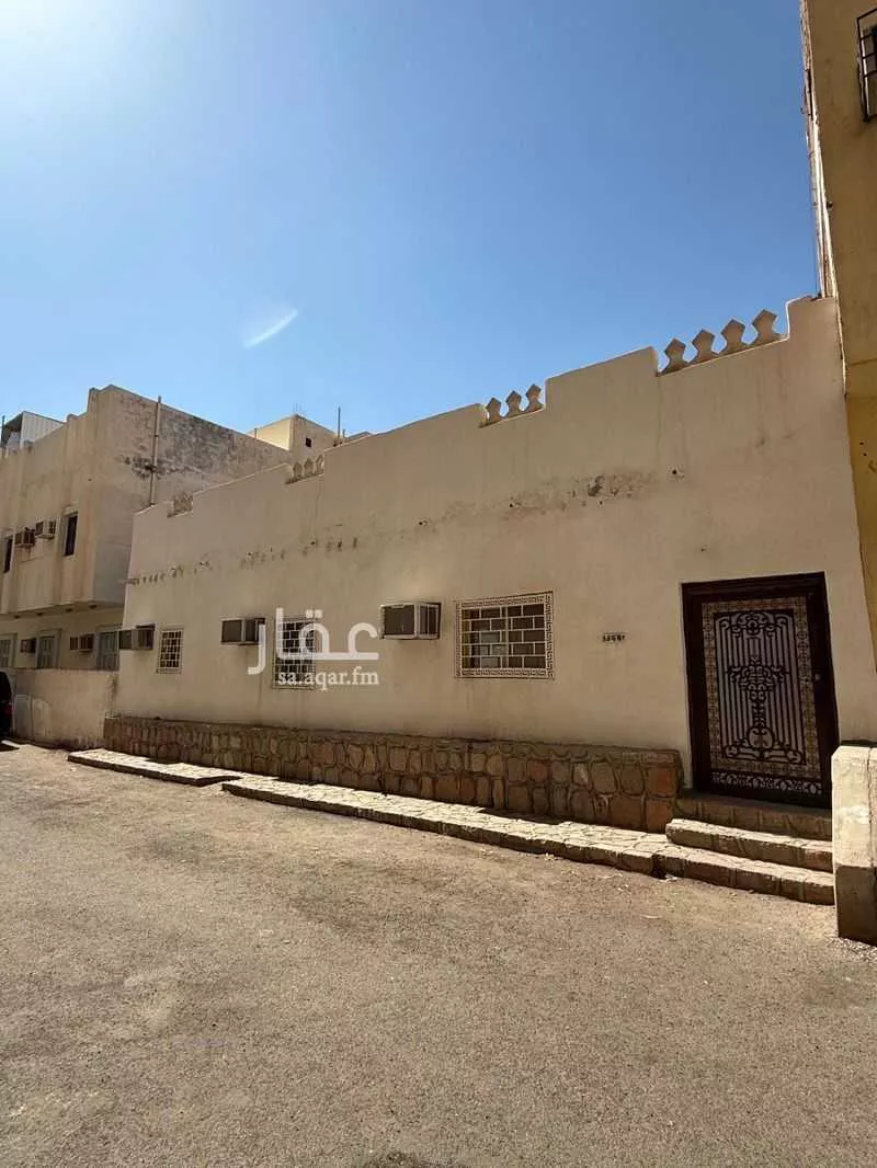 عمارة 211 م² في المصانع