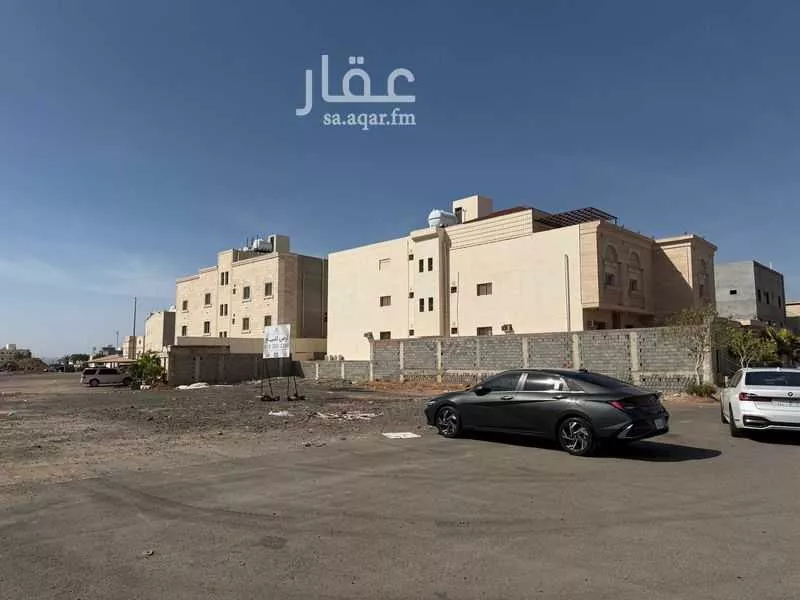 أرض 774 م² في شوران