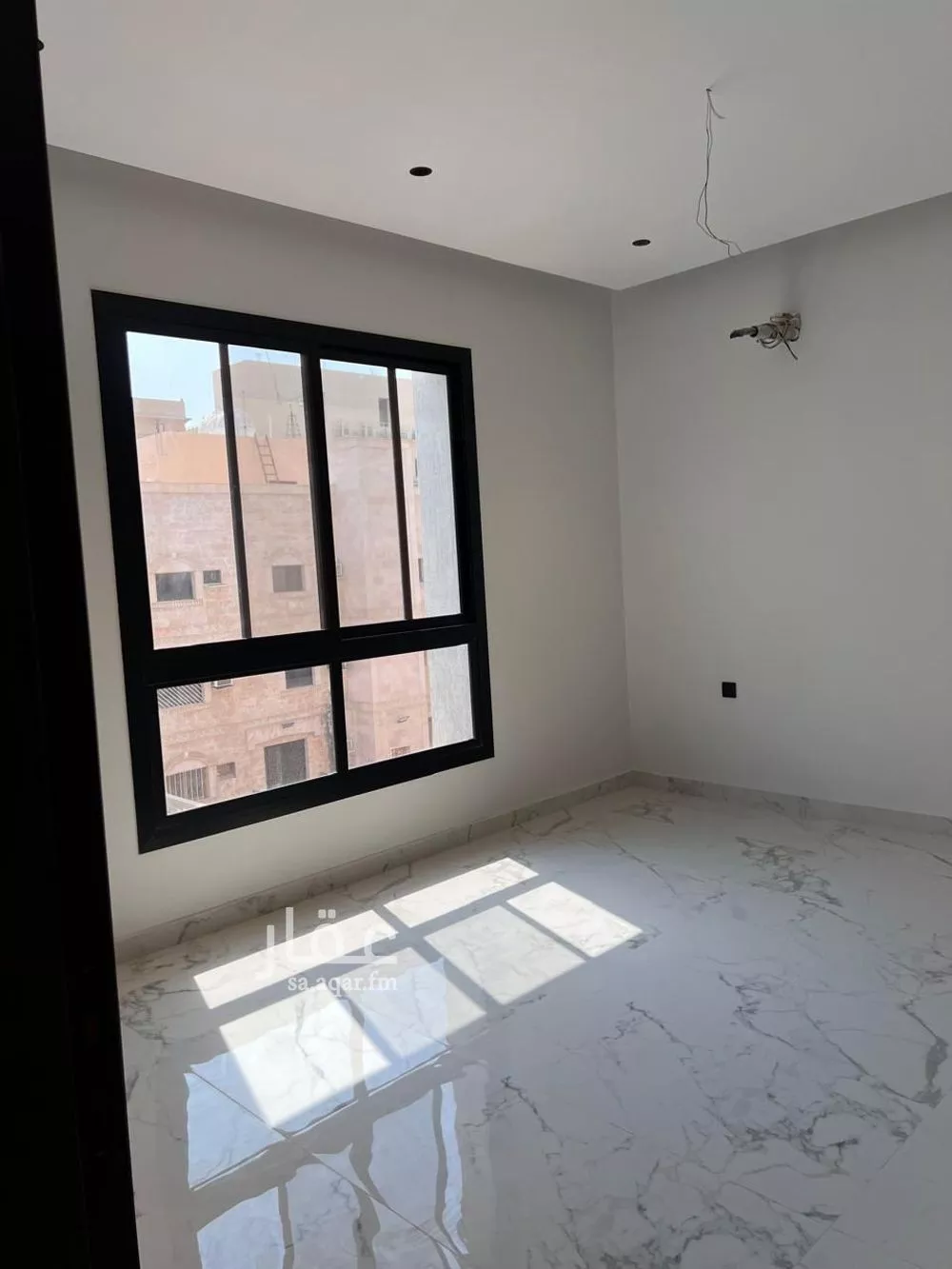 شقة 4 غرف في الزهراء 3