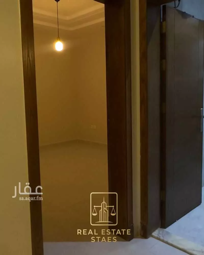 شقة 5 غرف في الواحة 5