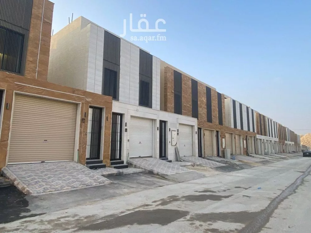 فيلا 5 غرف في طويق 2