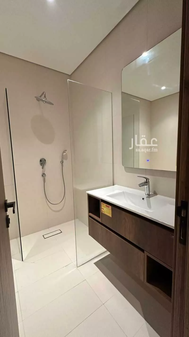 4 bedroom apartment in Al Rawabi, Eastern Province 4