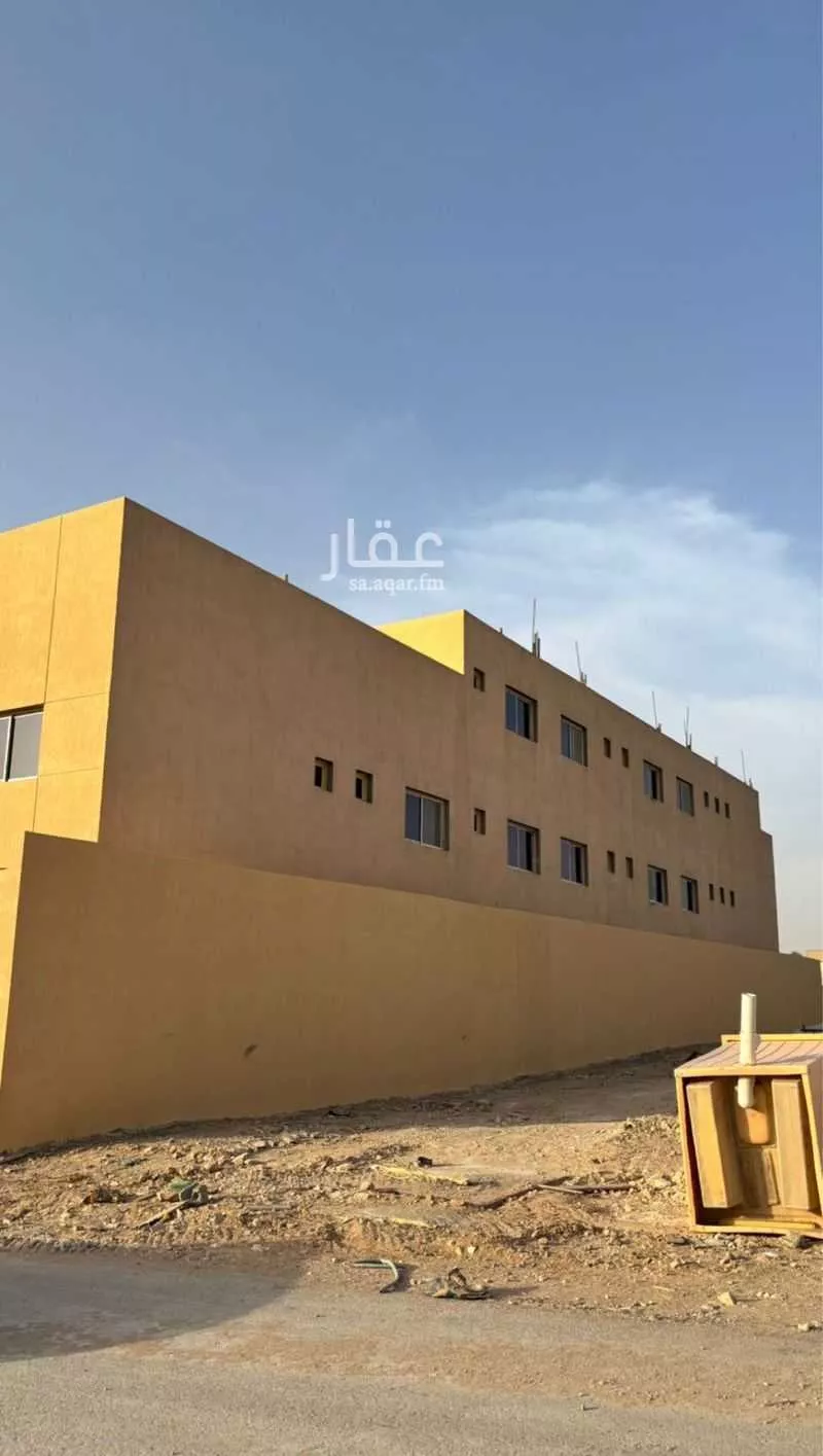 عمارة 1500 م² في المصانع 1