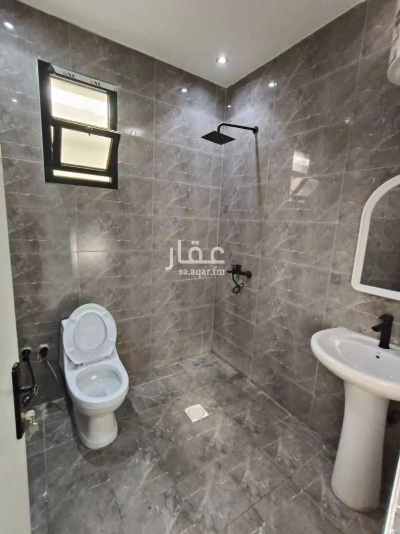 شقة 1 غرف في الخليج 5