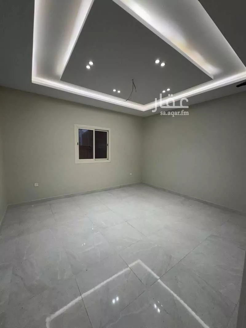 شقة 6 غرف في الريان 2