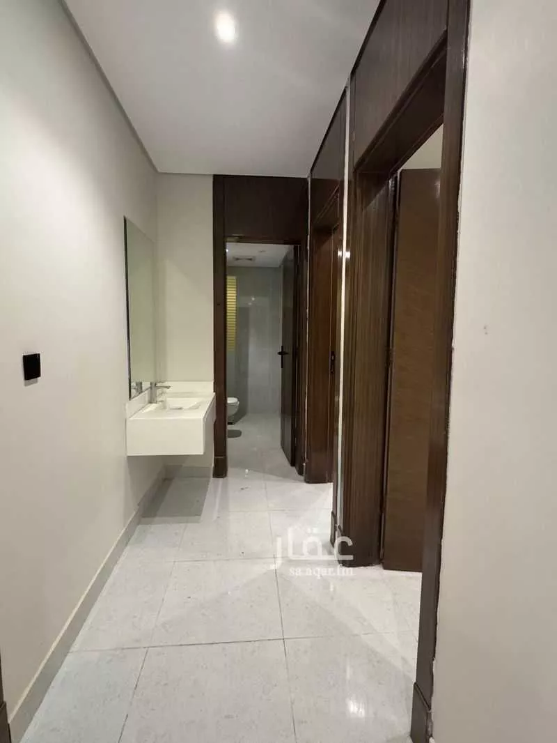 شقة 5 غرف في الريان 5