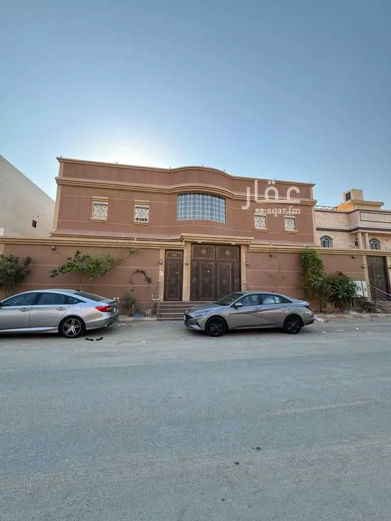 عمارة 864 م² في القرينة 2