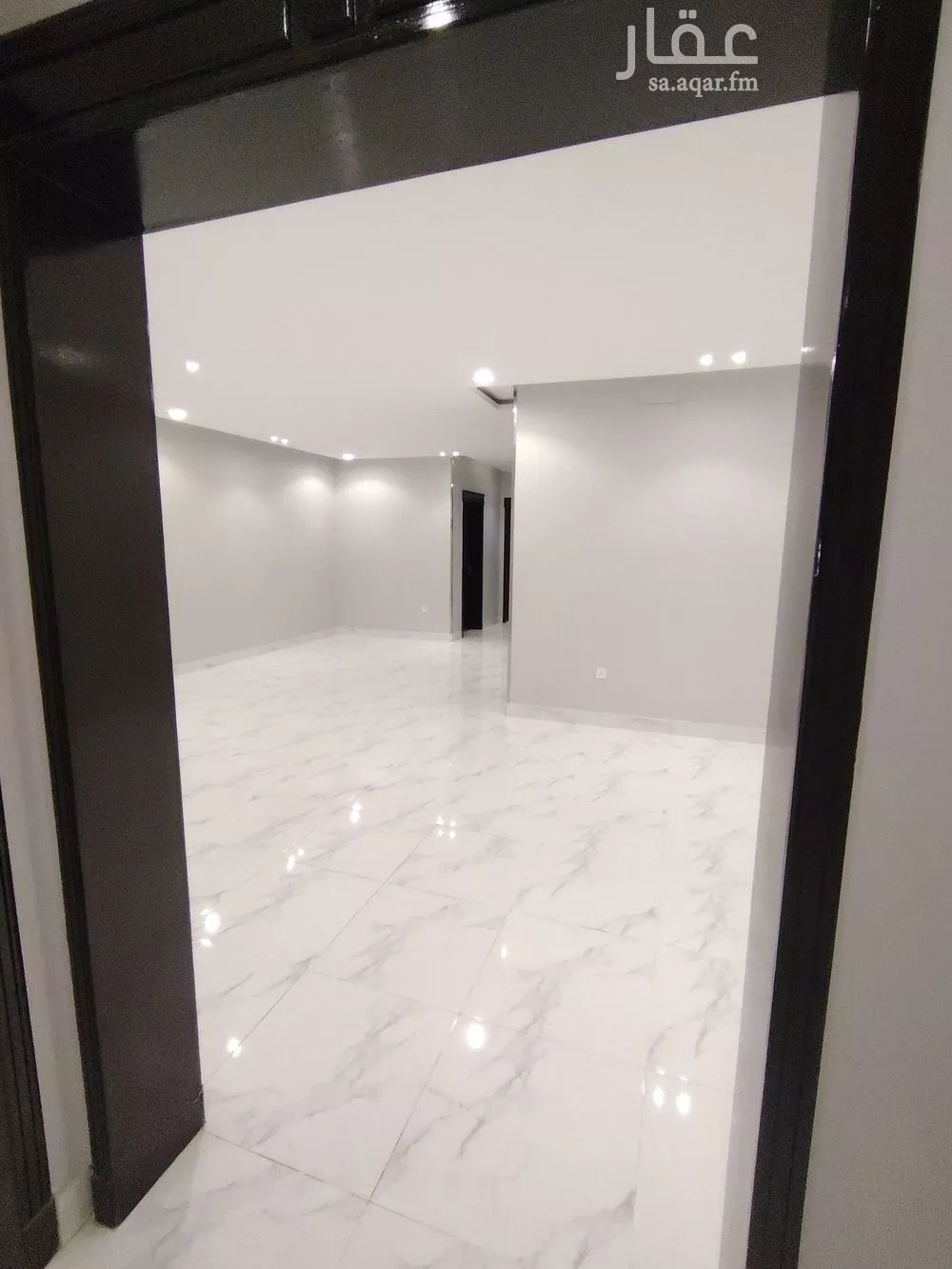 فيلا 6 غرف في الزمرد 3