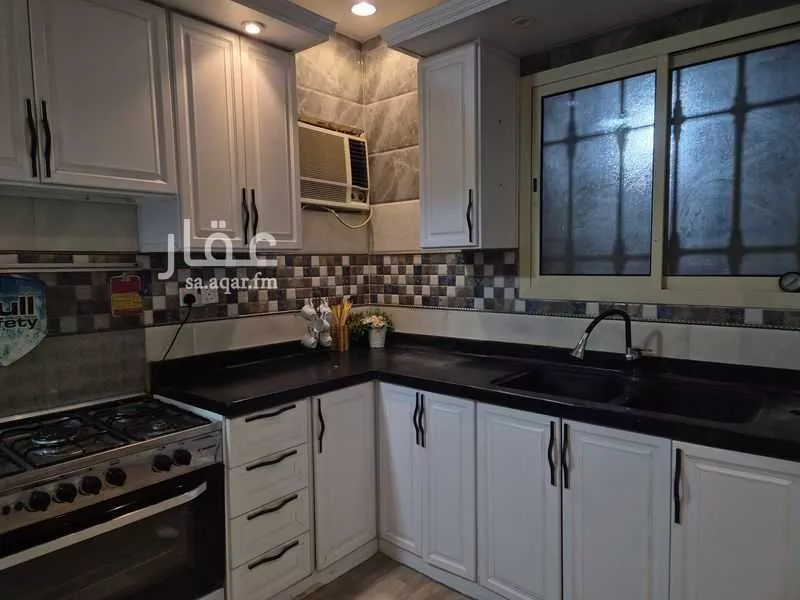 فيلا 5 غرف في المهدية 4