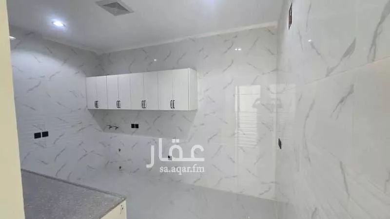 عمارة 325 م² في الخبر الجنوبية 3