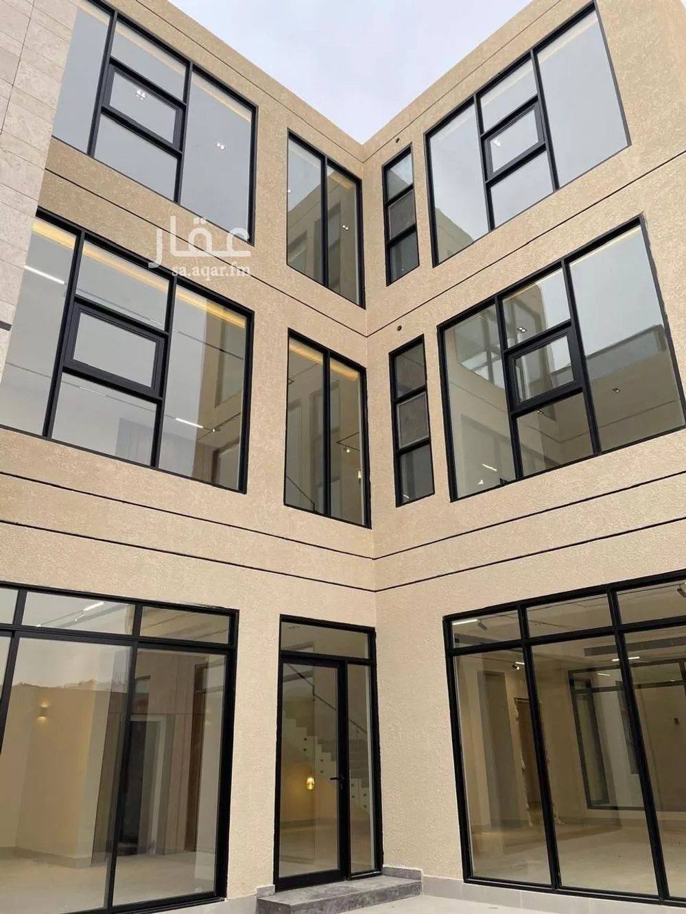 فيلا 7 غرف في المهدية 4