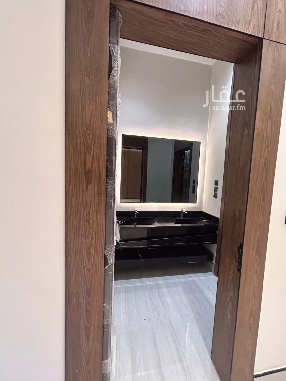 فيلا 6 غرف في المهدية 5