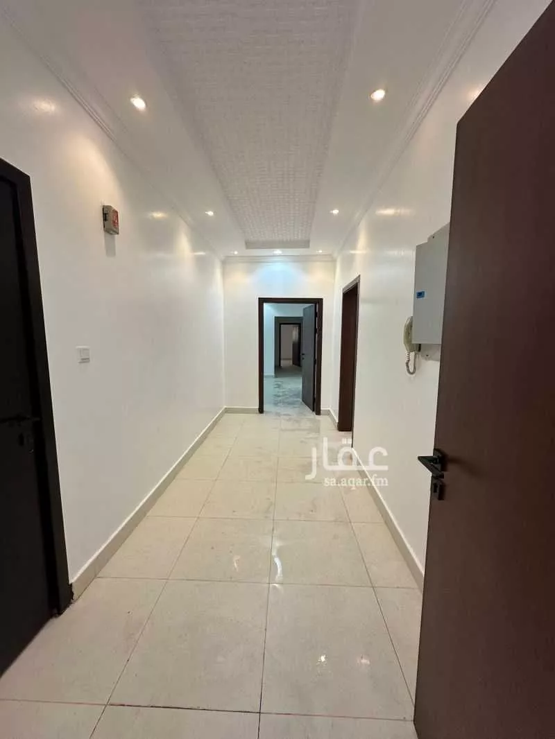 6 bedroom apartment in As Salhiyah 1