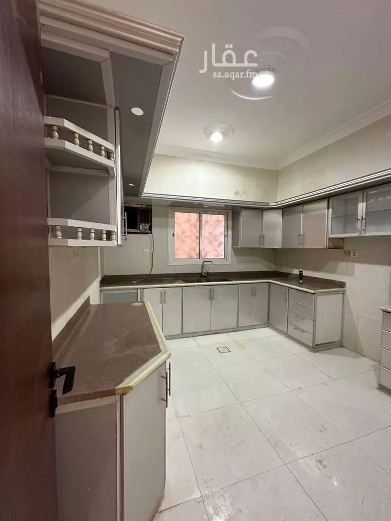 6 bedroom apartment in As Salhiyah 2