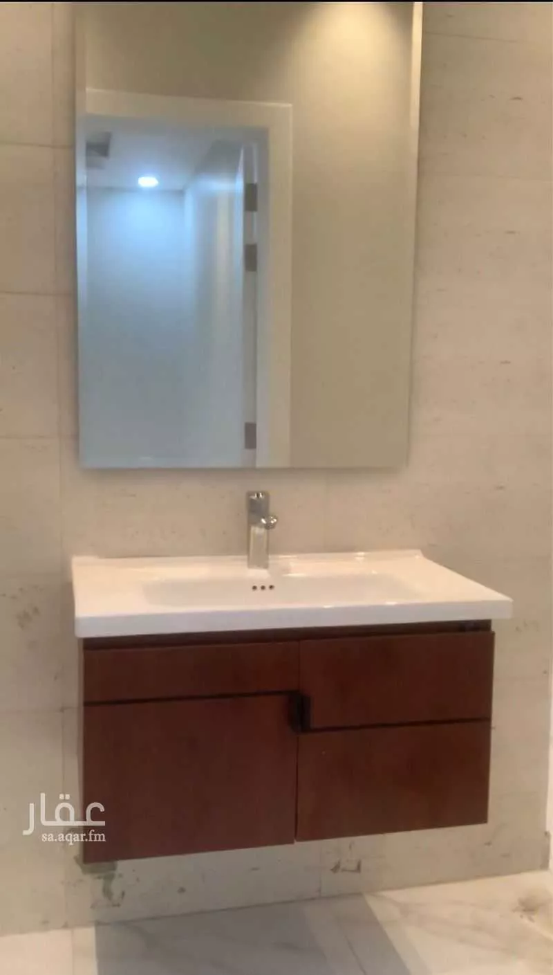 شقة 4 غرف في الياقوت 3