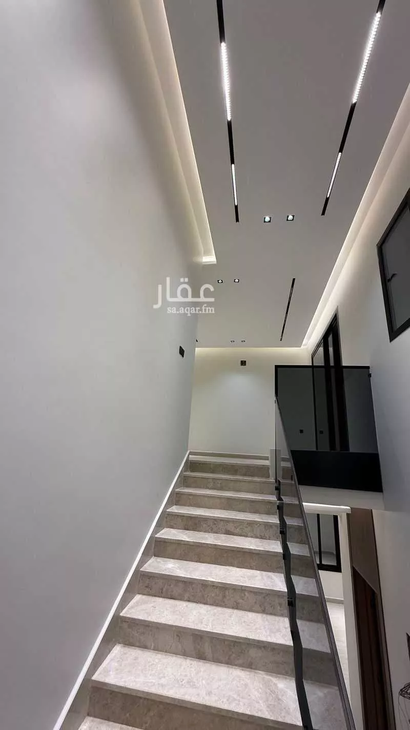 8 bedroom villa in Al Fayha, Riyadh 8