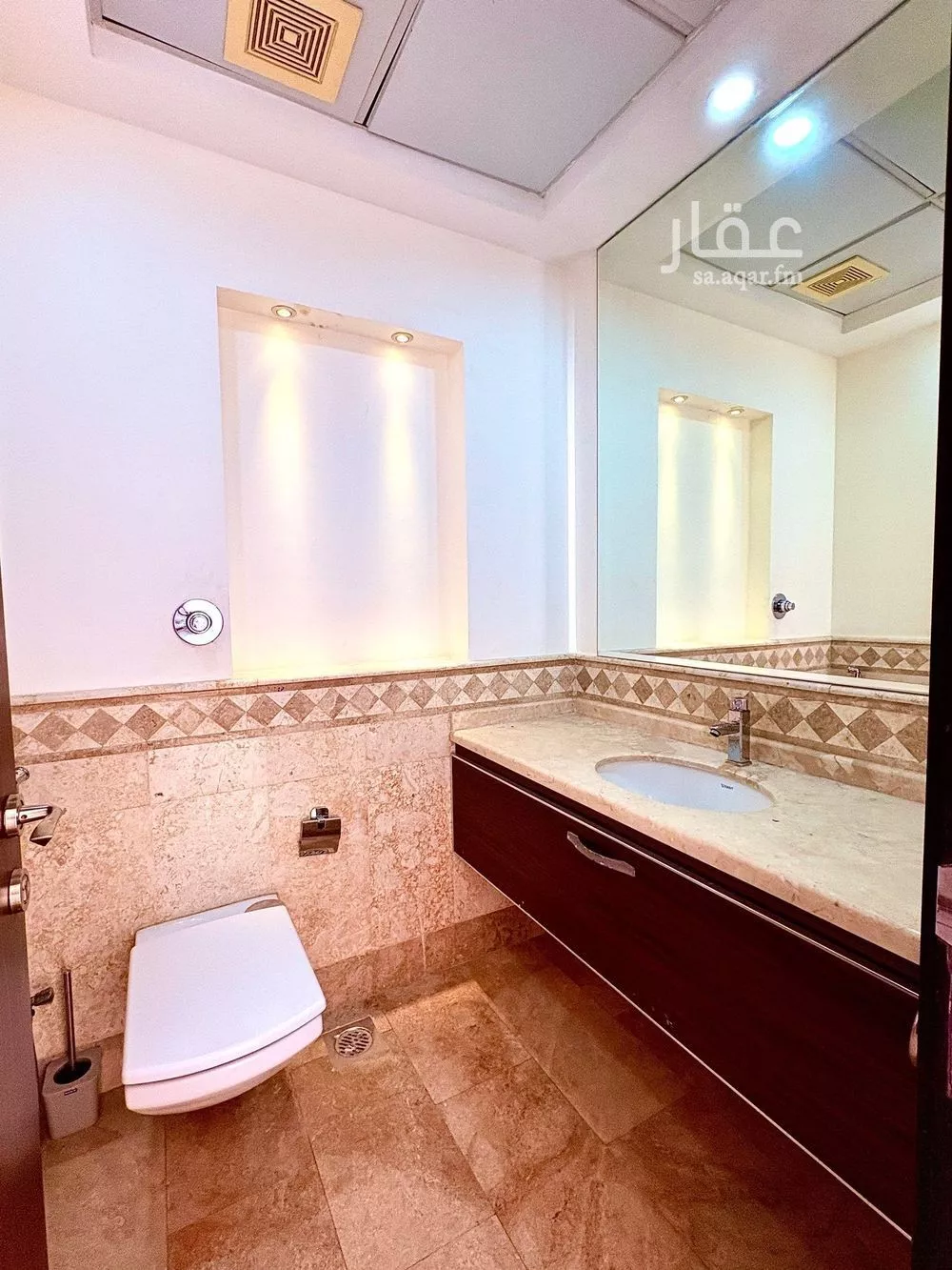 4 bedroom apartment in Al Bandariyah, Eastern Province 7