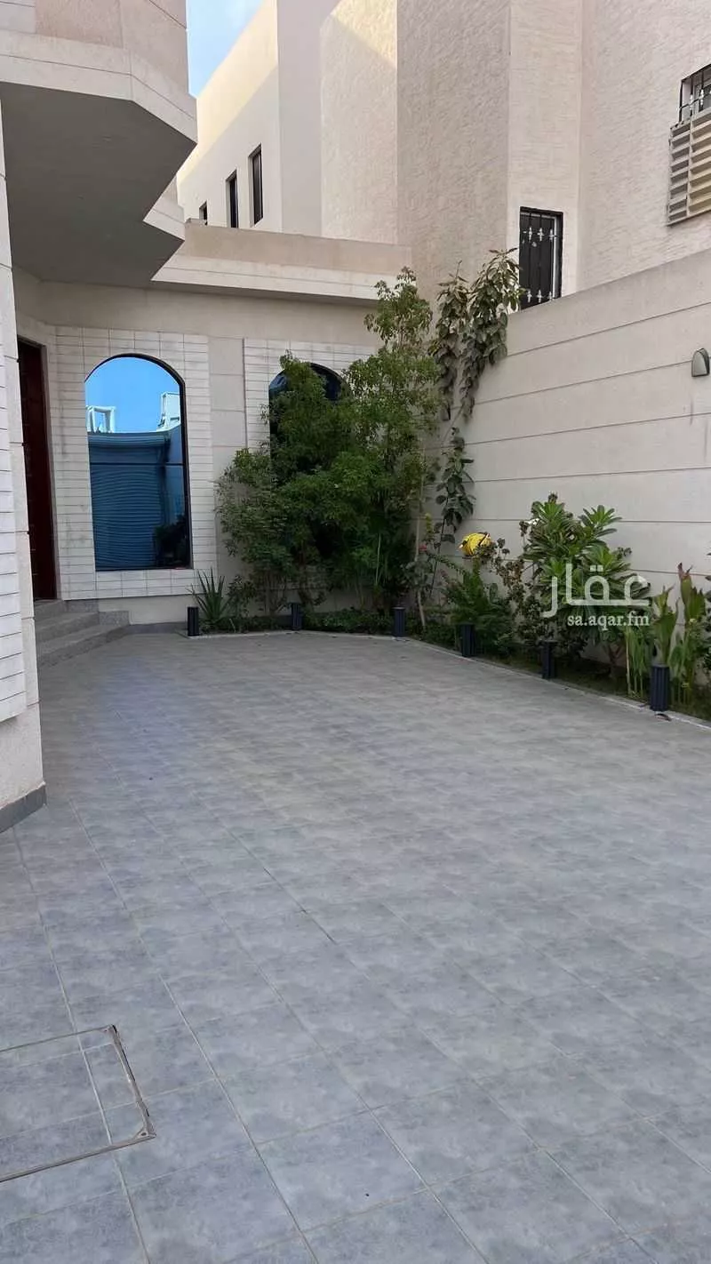 فيلا 8 غرف في المهدية 2