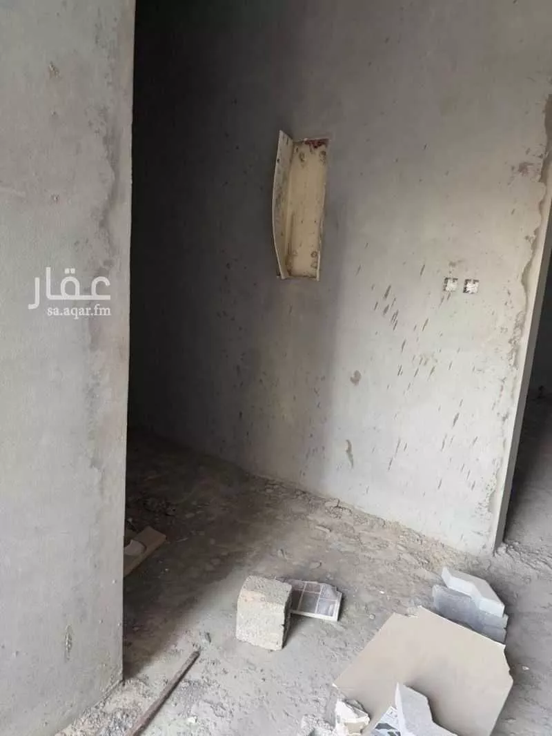 فيلا 6 غرف في الشراع 4