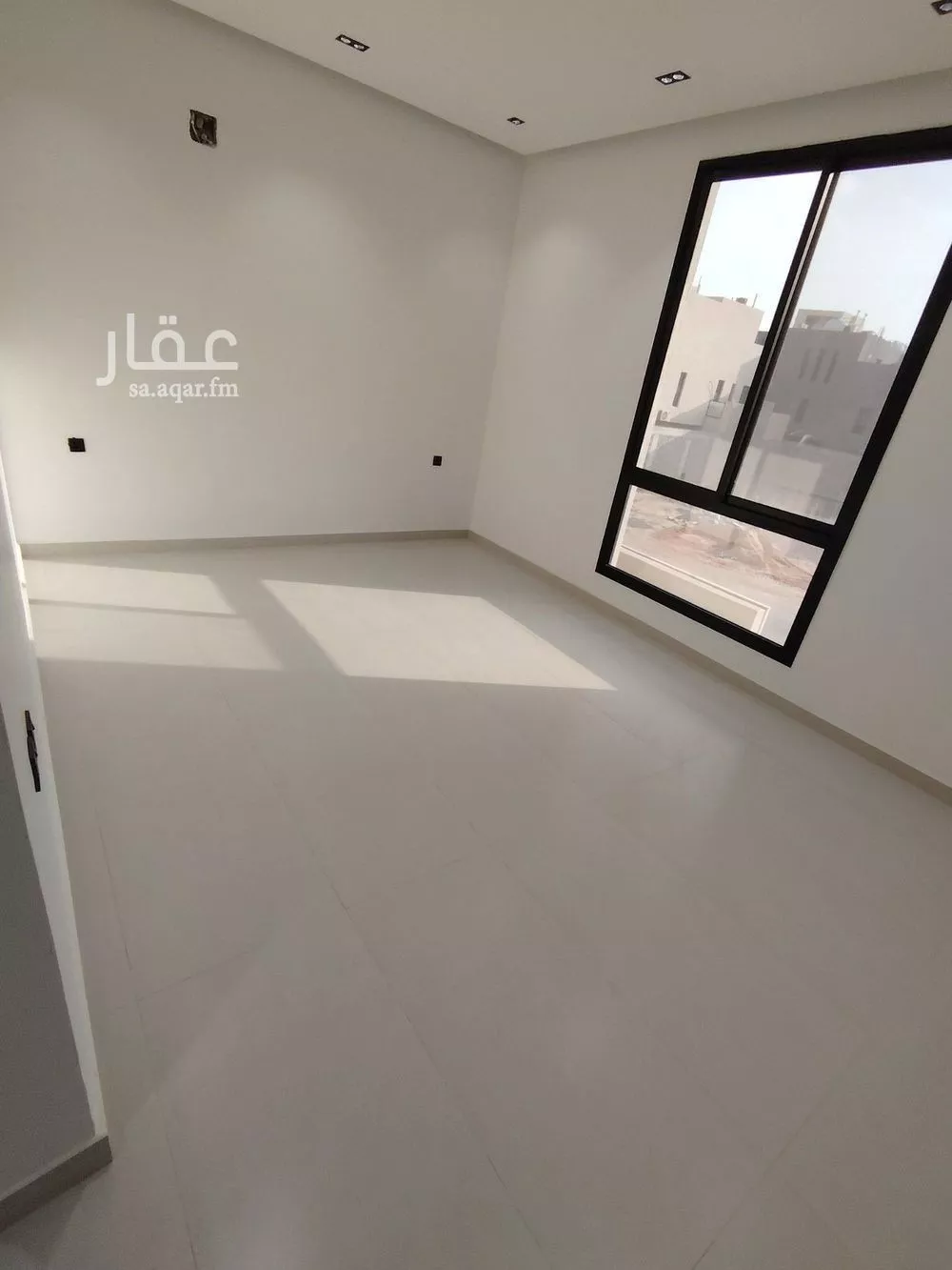 شقة 3 غرف في الرمال 2