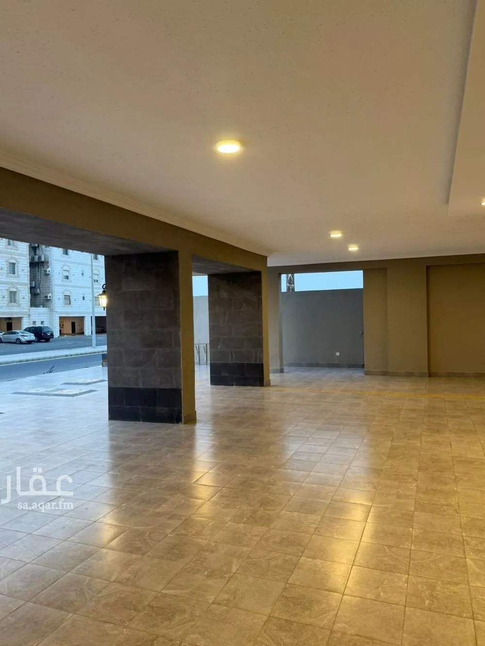5 bedroom apartment in Al Hamdaniyah, Jeddah 11