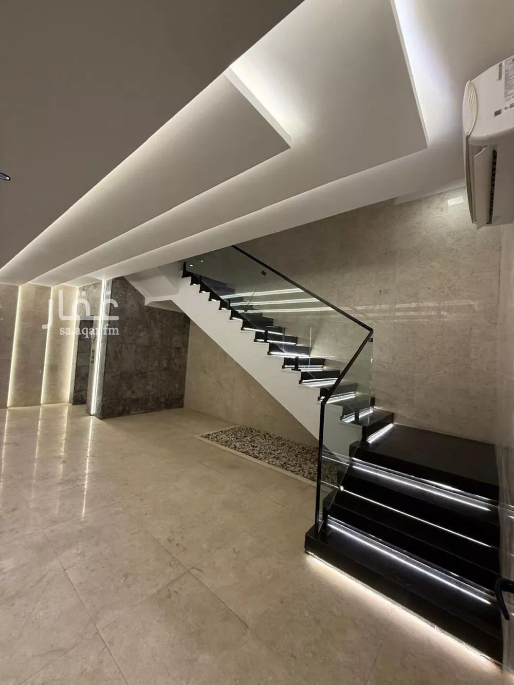 شقة 5 غرف في الريان 2