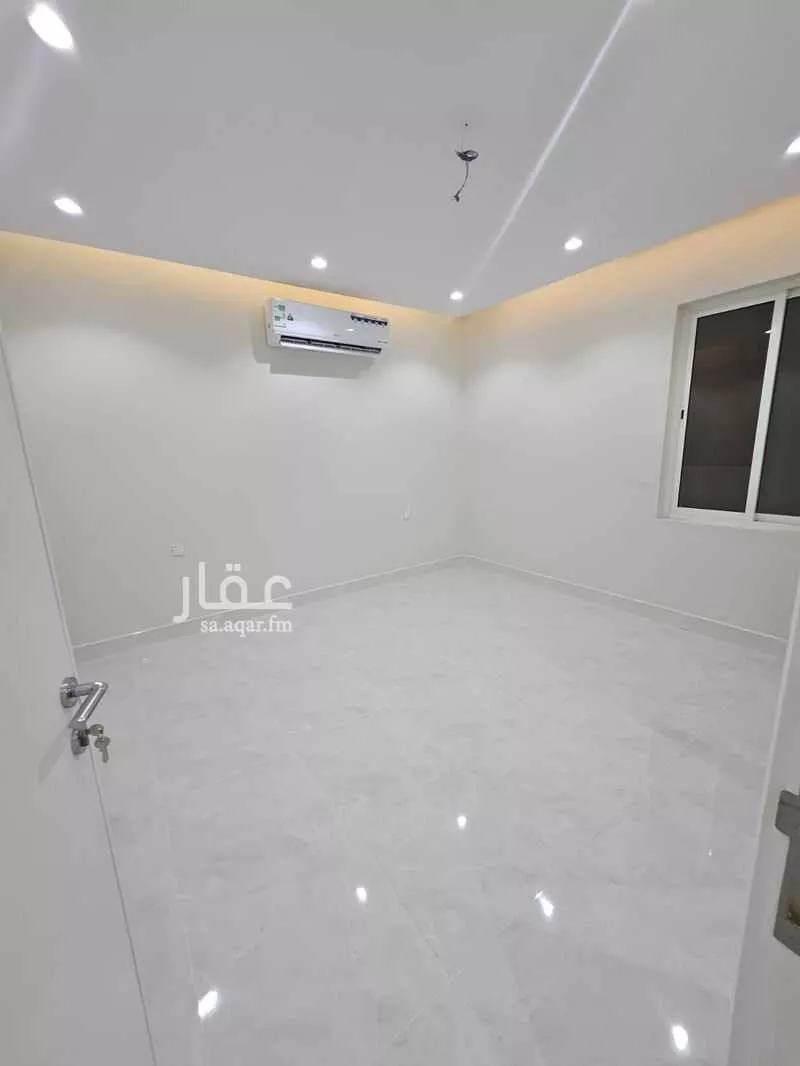 شقة 5 غرف في الواحة 5