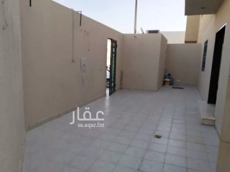 5 bedroom villa in Al Aqiq, Riyadh 5