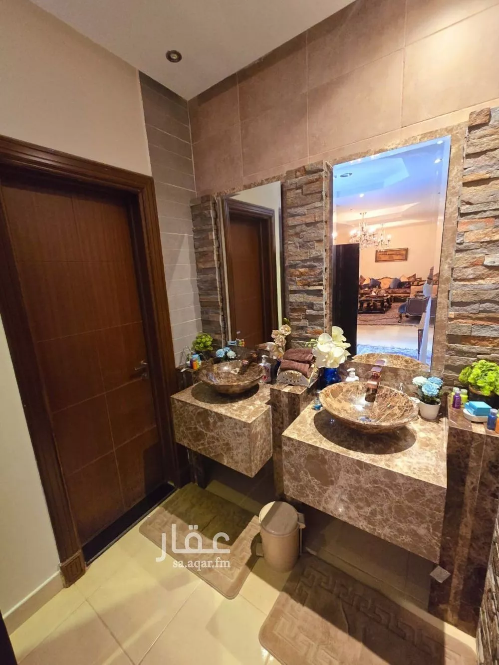 فيلا 4 غرف في الياسمين 5