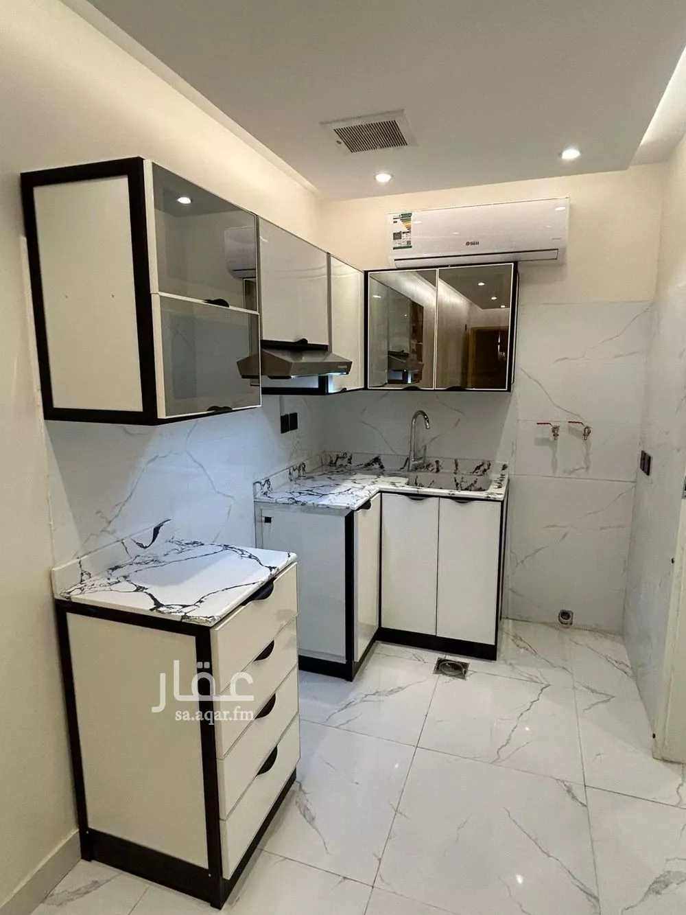 شقة 1 غرف في الياسمين 3