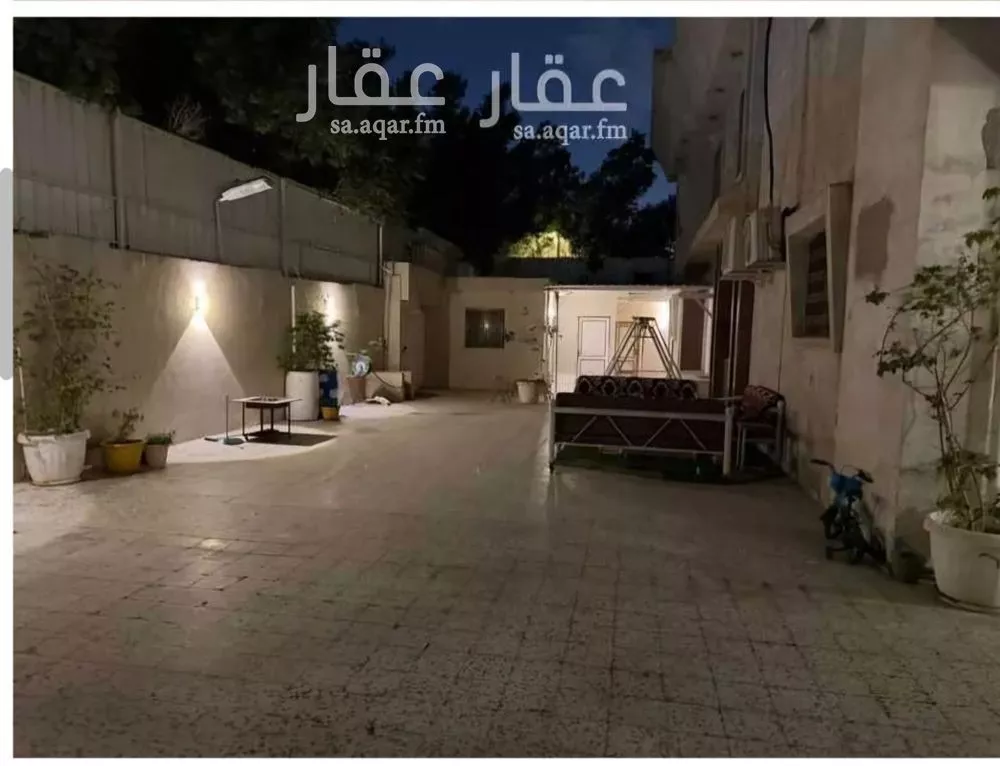 فيلا 6 غرف في النسيم الغربي 3