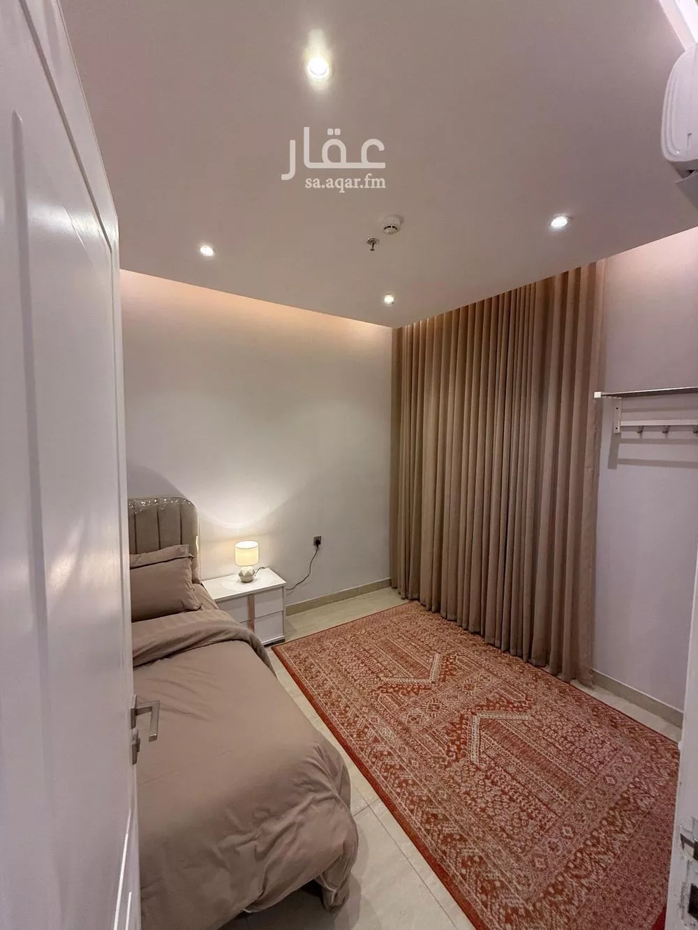 شقة 4 غرف في اشبيلية 4