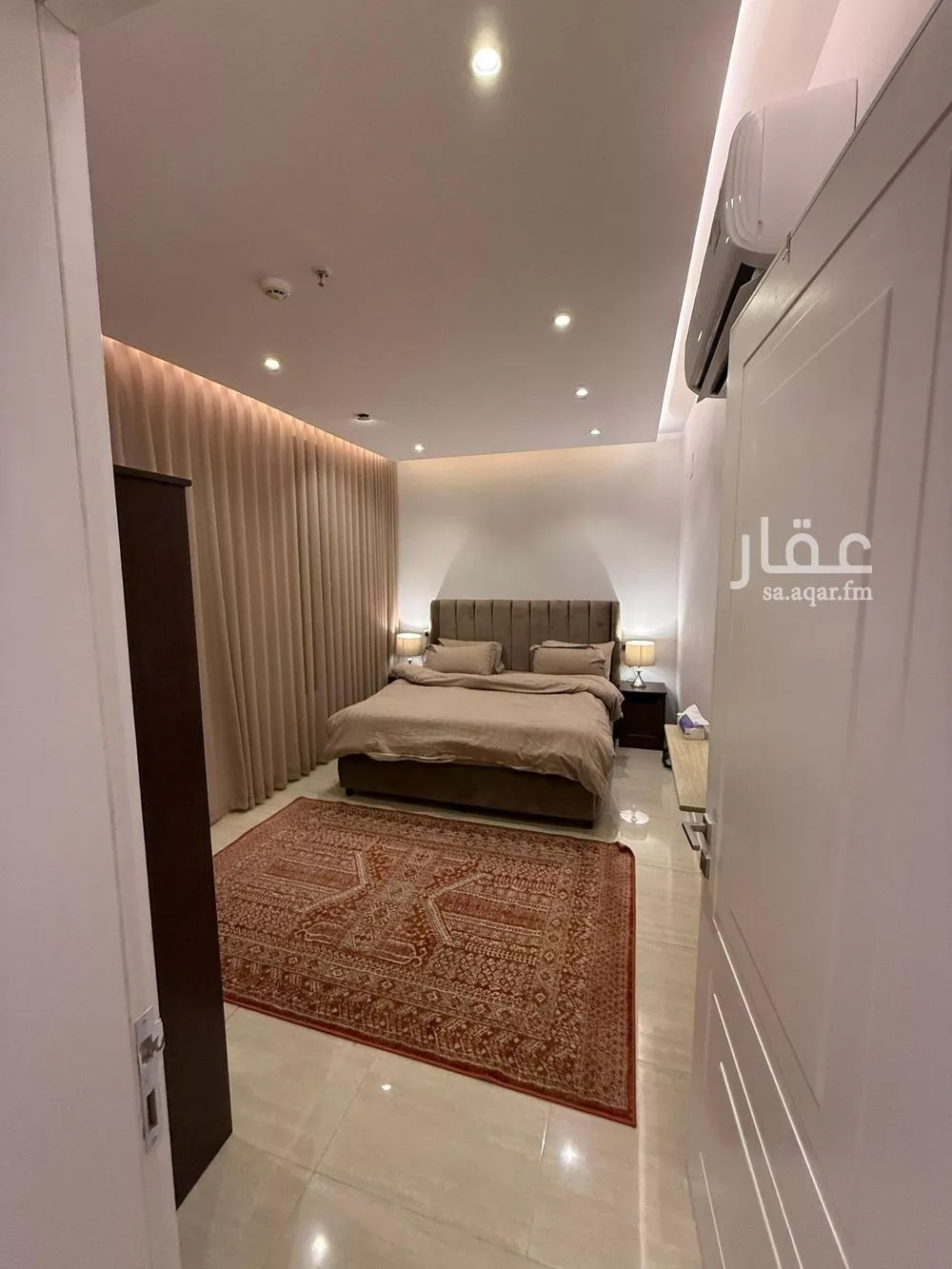 شقة 4 غرف في اشبيلية 1