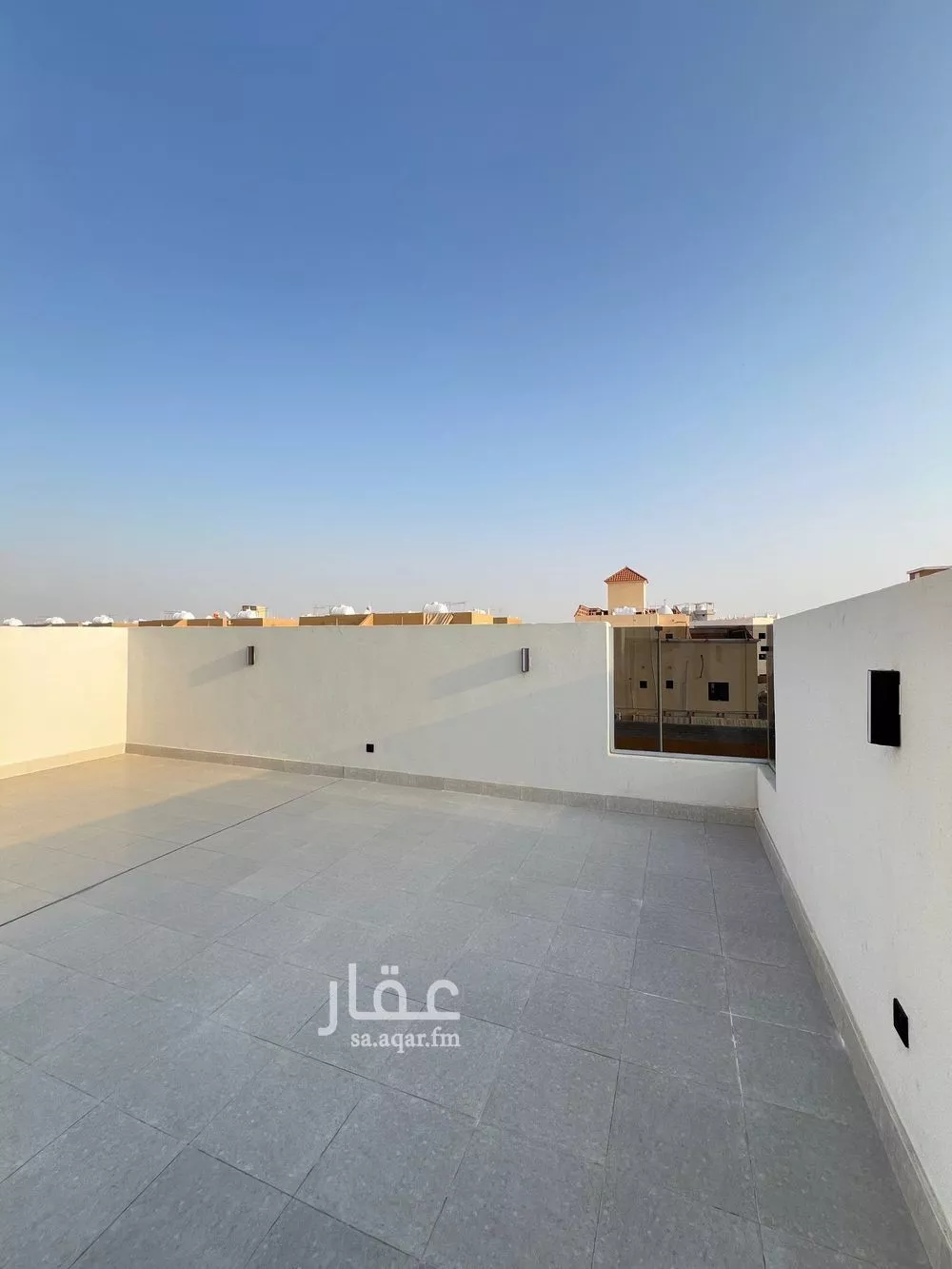 فيلا 5 غرف في الشراع 2