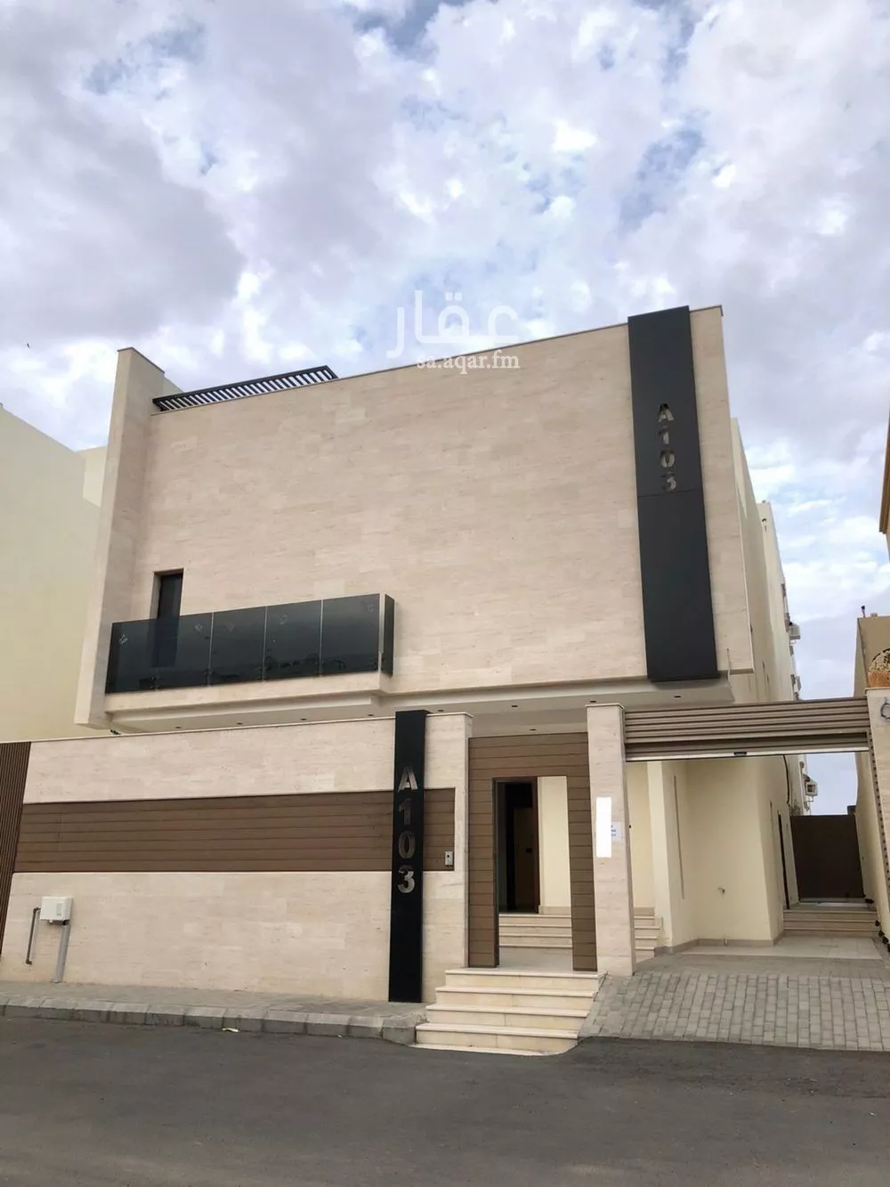 فيلا 6 غرف في الشراع 1