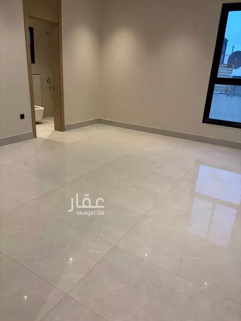3 bedroom floor in King Faisal 6