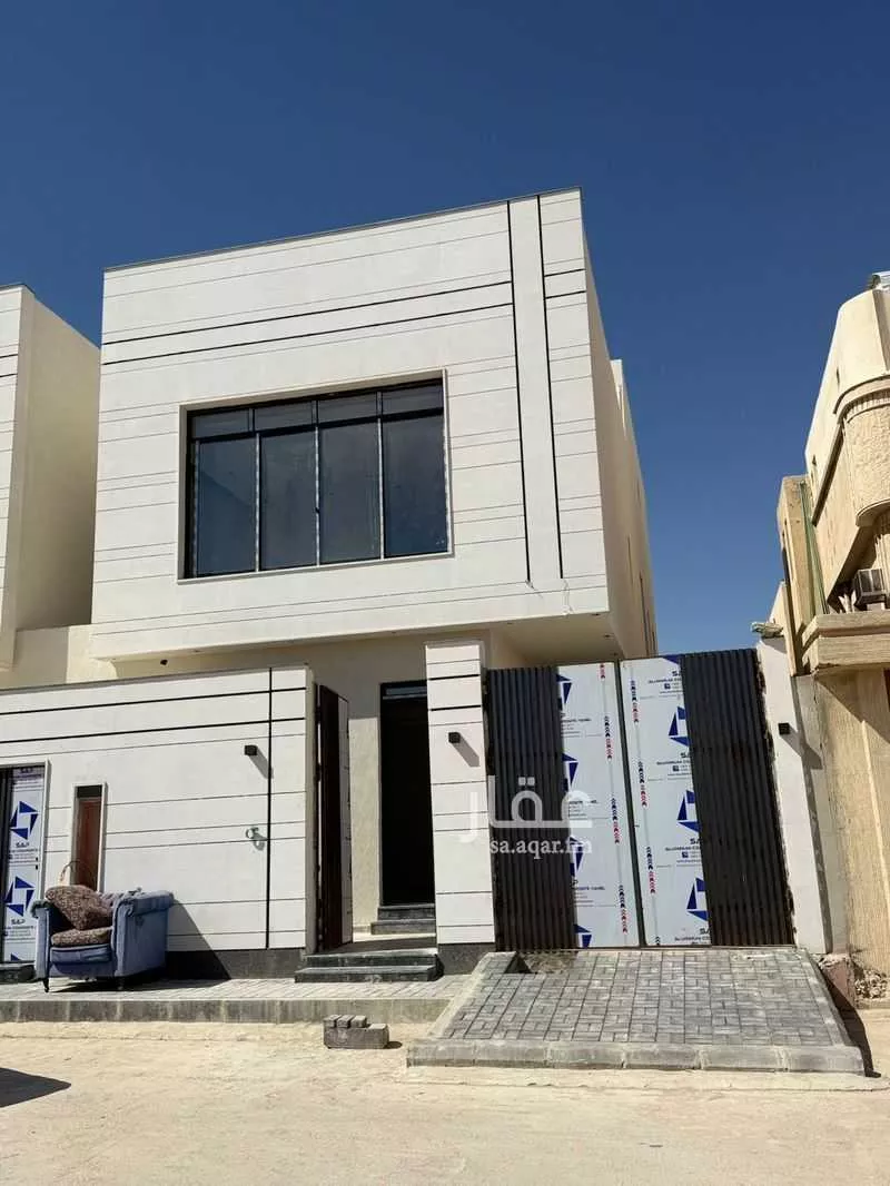 فيلا 5 غرف في الملك فيصل