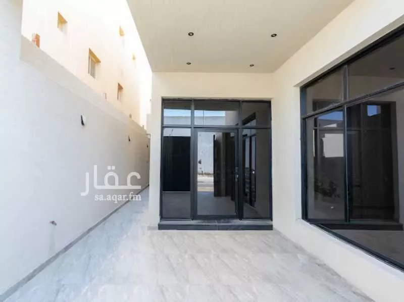 4 bedroom villa in Qurtubah, Riyadh 4